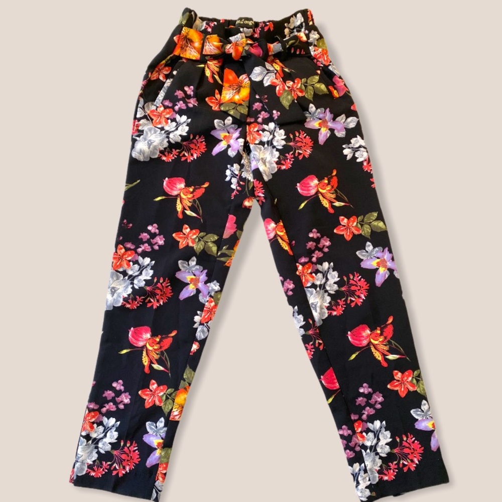 Cute Floral Ankle Pant
